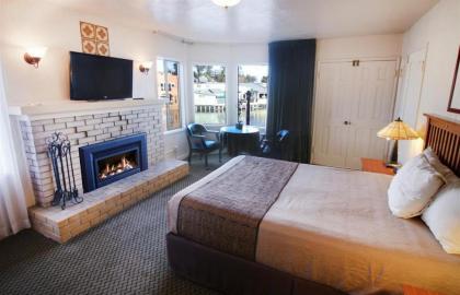 Capitola Venetian Hotel - image 14