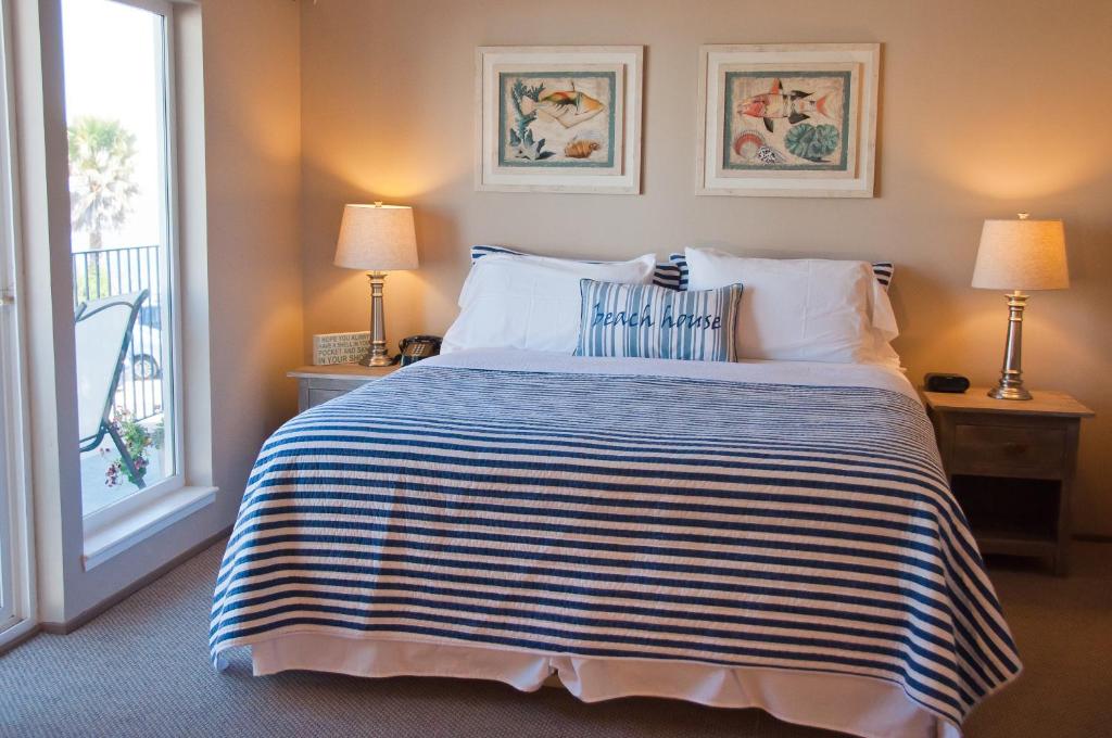 Capitola Beach Suites - image 3