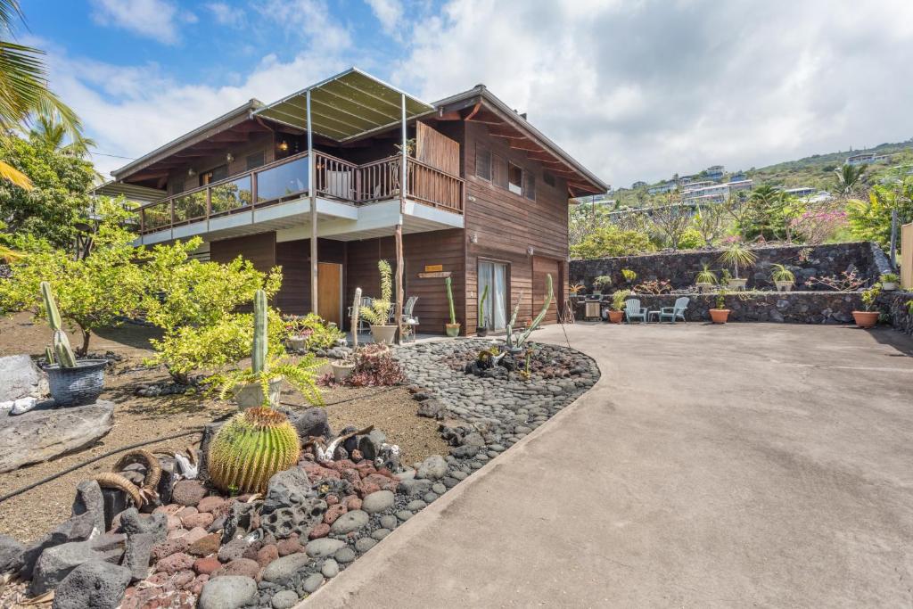 Big Island Kona Dreams by Coldwell Banker Island Vacations - main image