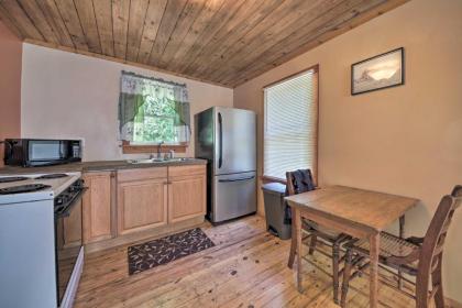 Carbondale Cottage with Fire Pit - 3 Mi to SIU! - image 6