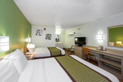 American Inn - image 7