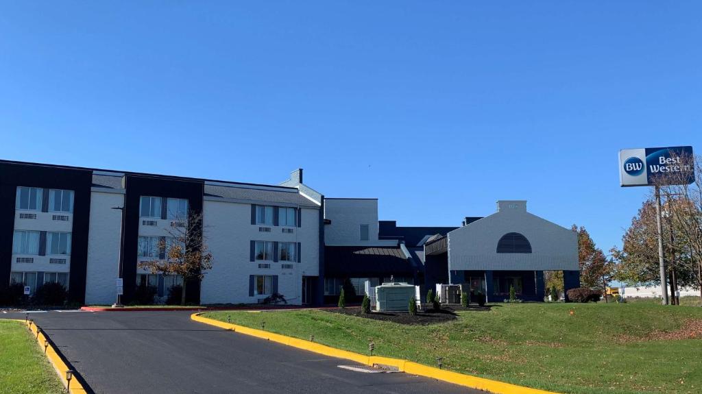 Best Western Carlisle South - image 2