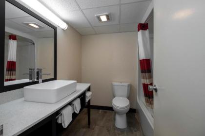 Red Roof Inn Carlisle - image 12