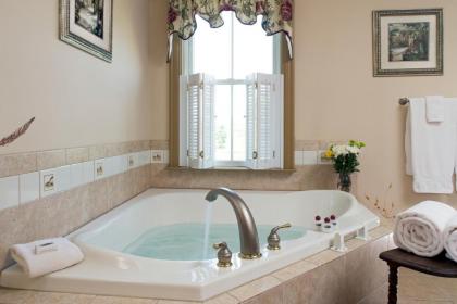 Pheasant Field Bed and Breakfast - image 14