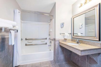 Days Inn by Wyndham Carlsbad - image 14