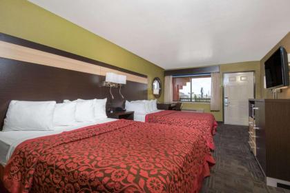 Days Inn by Wyndham Carlsbad - image 6
