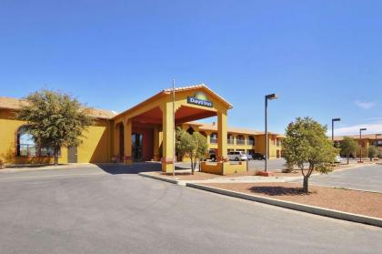 Days Inn by Wyndham Carlsbad - image 9