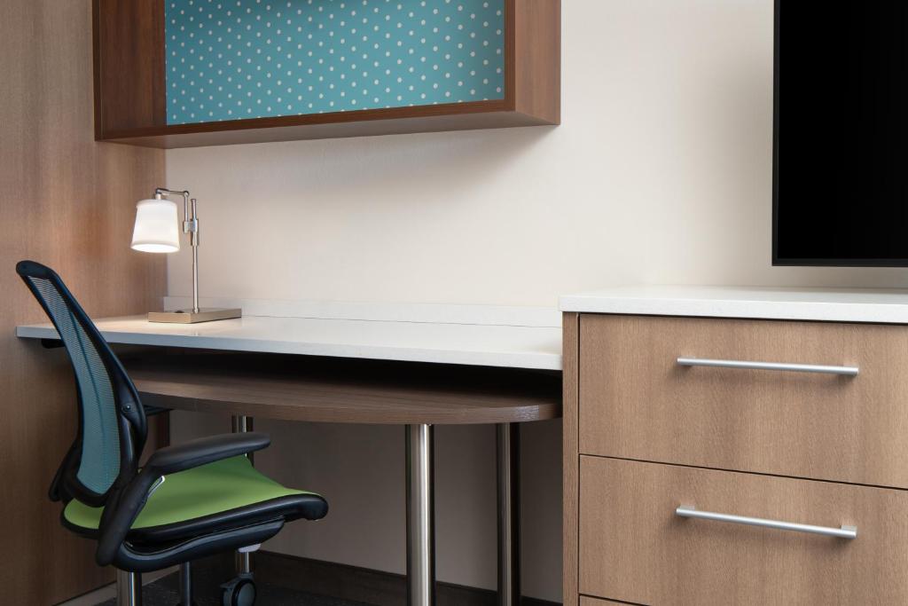 Home2 Suites By Hilton Carlsbad New Mexico - image 4