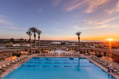 the Cassara Carlsbad tapestry Collection By Hilton Carlsbad California