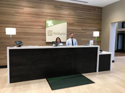 Holiday Inn Hotel & Suites Chicago-Carol Stream/Wheaton an IHG Hotel - image 9