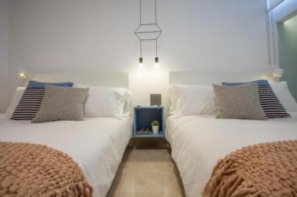 OCEAN VIEW DELUXE SUITE: PVT. BEACH & POOL - image 3