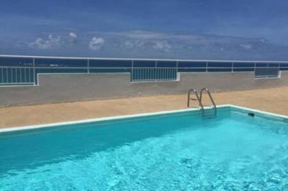 Spectacular Beach front PH 2 Level-3bd-2.5 bath - image 5