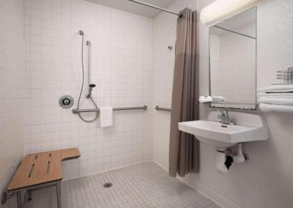 Motel 6-Carpinteria CA - Santa Barbara - North - image 11