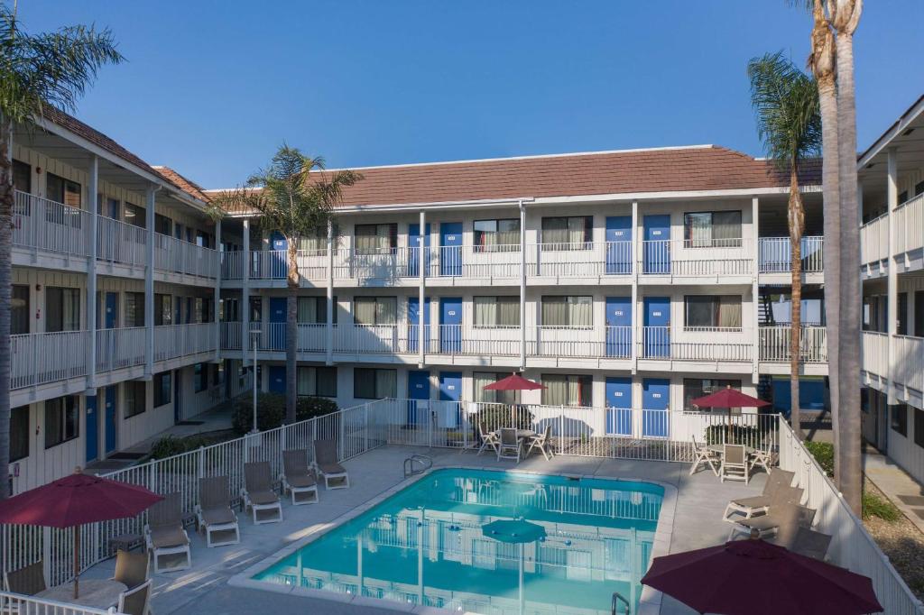 Motel 6-Carpinteria CA - Santa Barbara - North - image 4