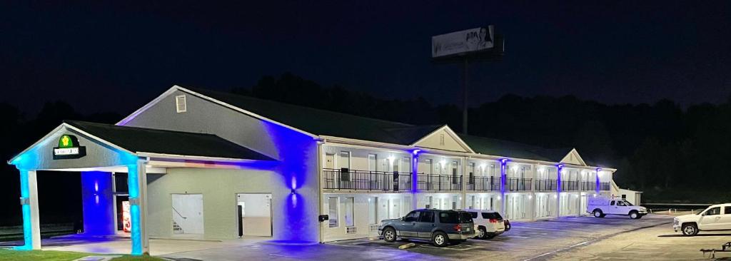 Western Inn Carrollton - image 7
