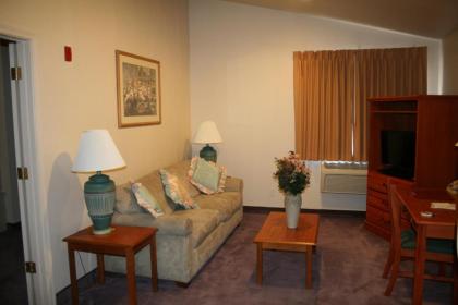 Carson City Plaza Hotel - image 21