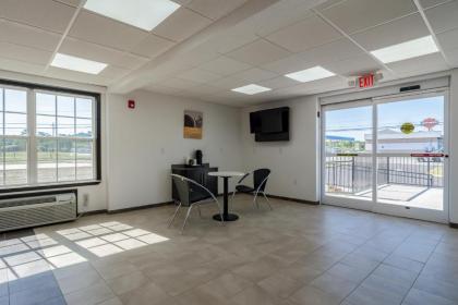 Motel 6-White GA - Cartersville - image 6