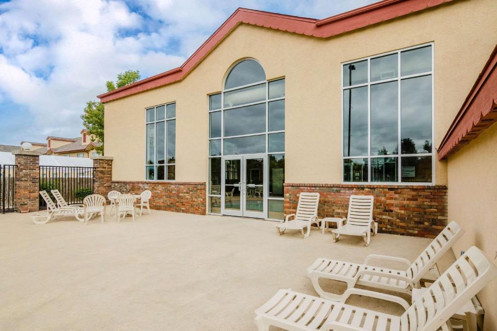 Quality Inn & Suites Carthage - image 4