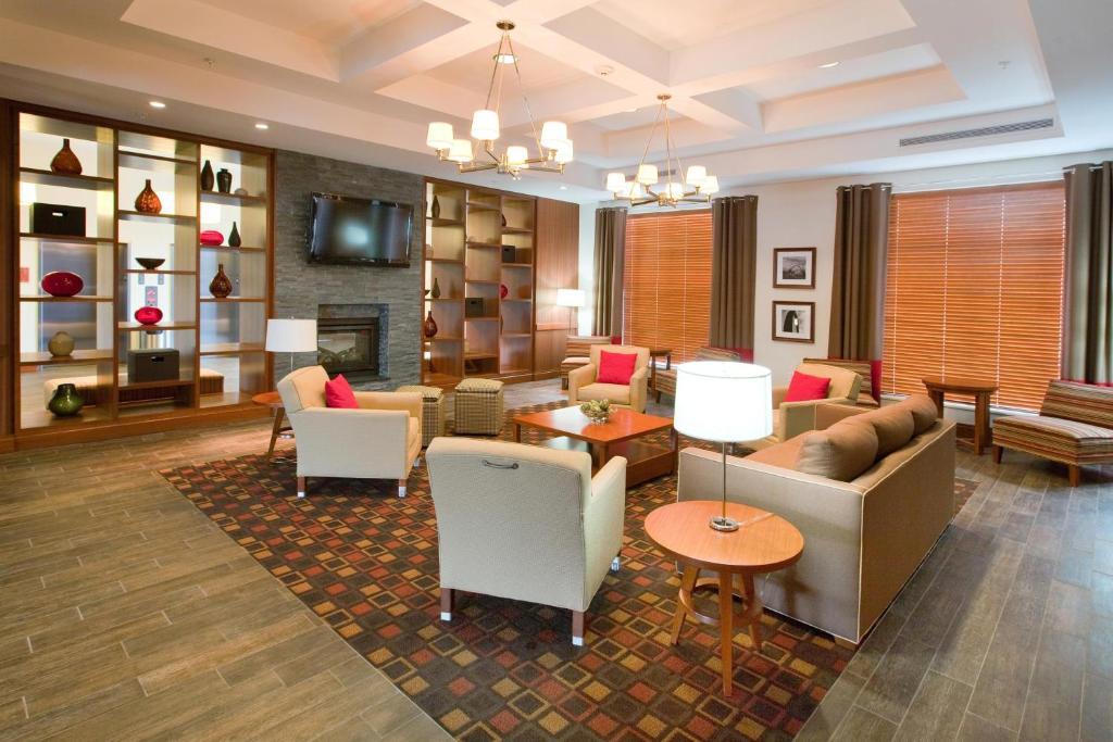 DoubleTree by Hilton Raleigh-Cary - main image