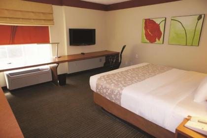 La Quinta by Wyndham Raleigh Cary - image 13