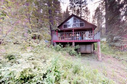 the Creekside Cabin