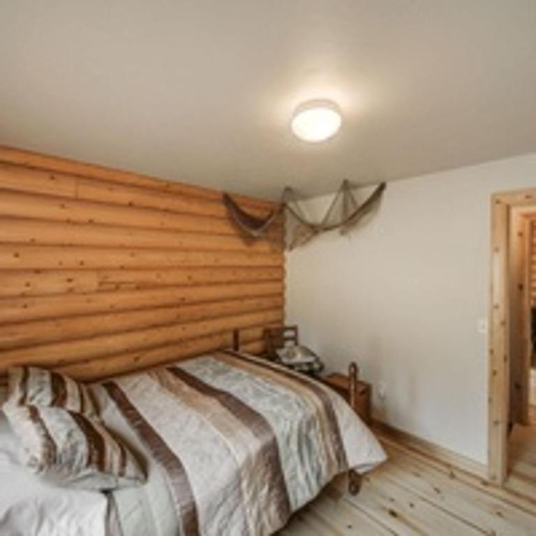 Cascade Log Cabin by Casago McCall - Donerightmanagement - image 4