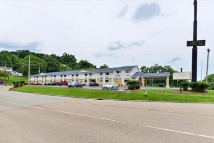 Fairbridge Inn Caseyville - image 11