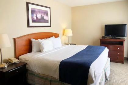 Econo Lodge - image 2