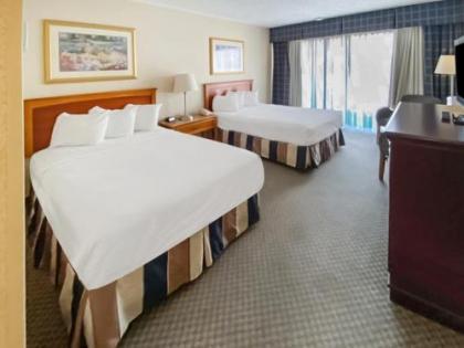 Econo Lodge - image 3