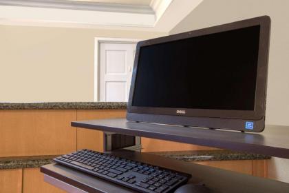 Days Inn by Wyndham Casper - image 3