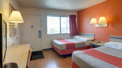 Motel 6-Casper WY - image 3