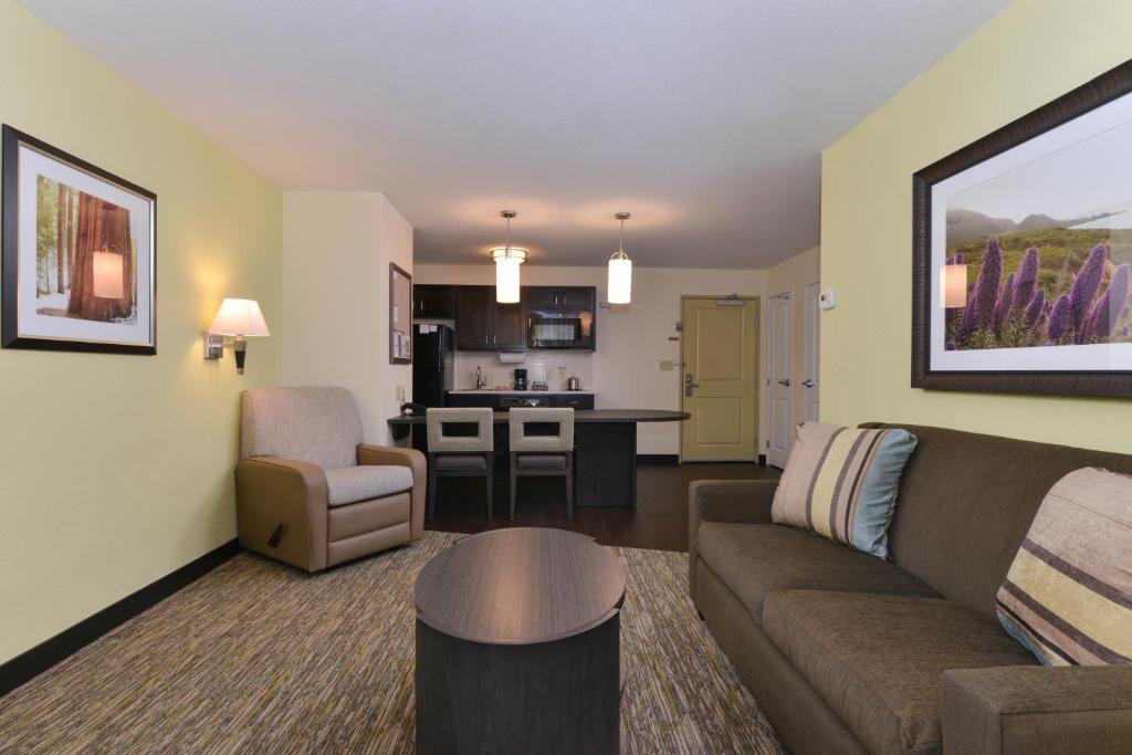 Candlewood Suites Casper an IHG Hotel - image 6