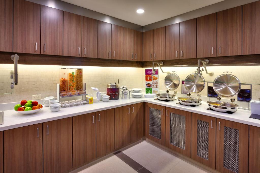 Residence Inn by Marriott Casper - image 6