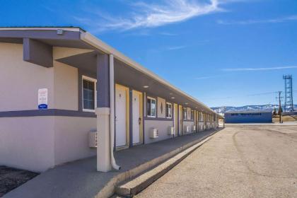 Rodeway Inn - image 2