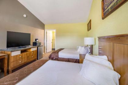 Rodeway Inn - image 9
