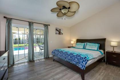 Sunny Destination - image 11