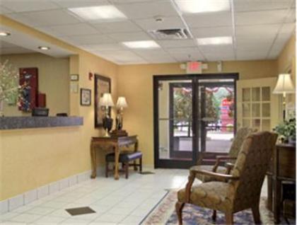 Ramada Hotel Ashland-Catlettsburg - image 4
