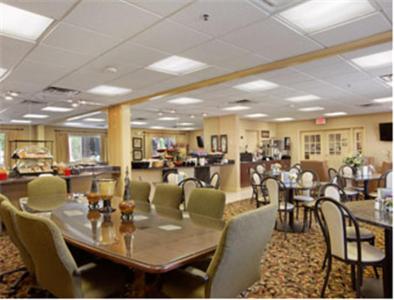 Ramada Hotel Ashland-Catlettsburg - image 6