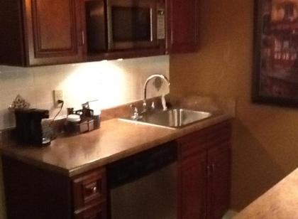 Ramada Hotel Ashland-Catlettsburg - image 9