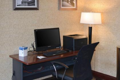 Quality Inn near Baltimore - image 12