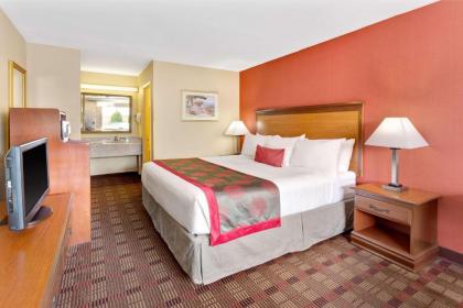 Ramada by Wyndham Baltimore West - image 7