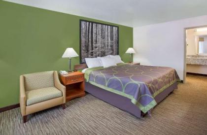 Super 8 by Wyndham Cave City