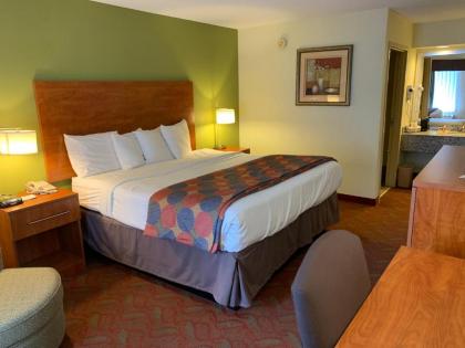 Baymont by Wyndham Cave City - image 6