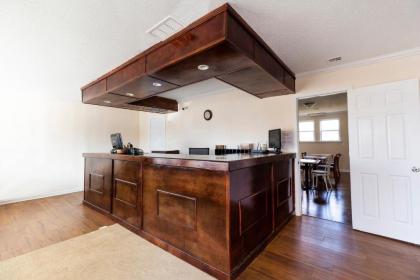 OYO Hotel Cave City KY - image 4