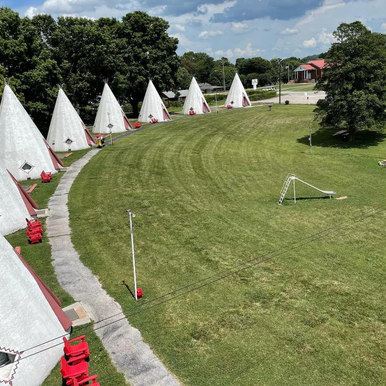 Historic Wigwam Village No 2 - main image