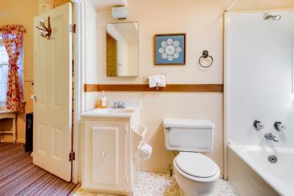 The Saltbox - image 12