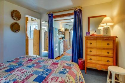 The Saltbox - image 15
