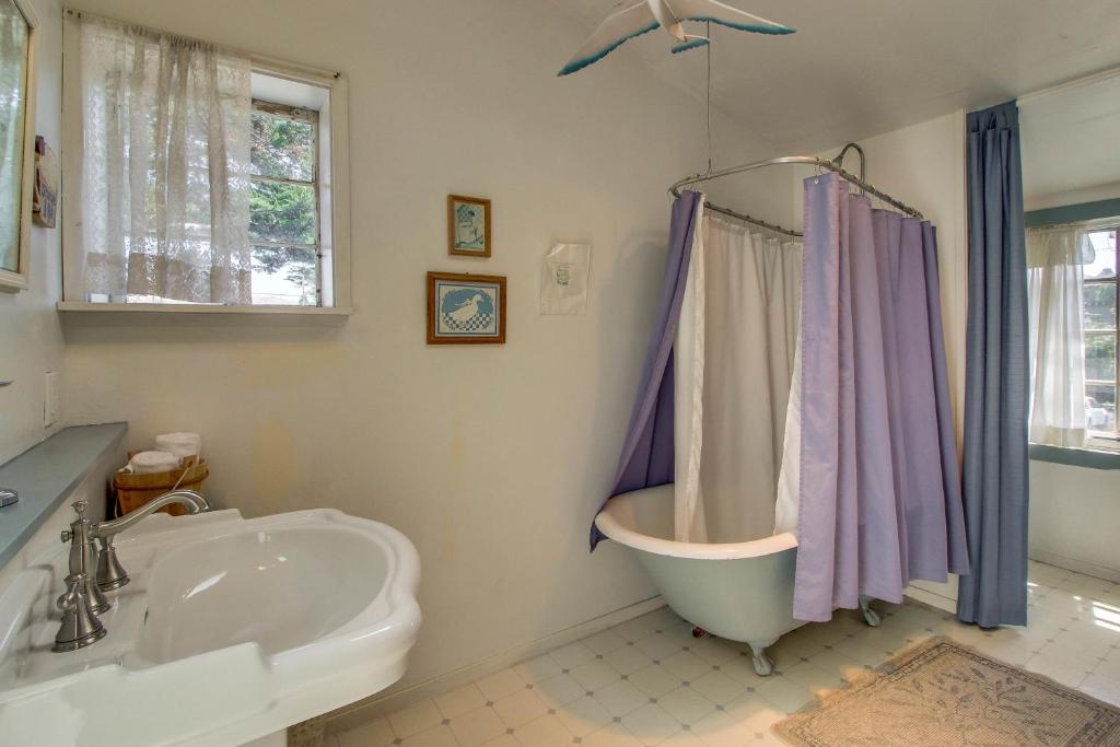 The Saltbox - image 2