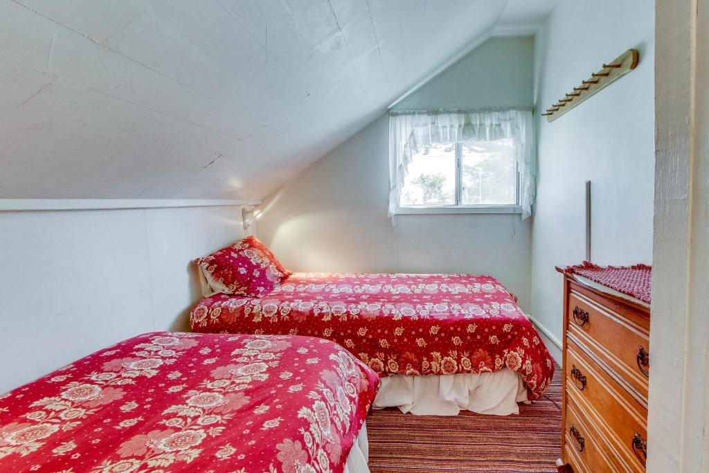 The Saltbox - image 3