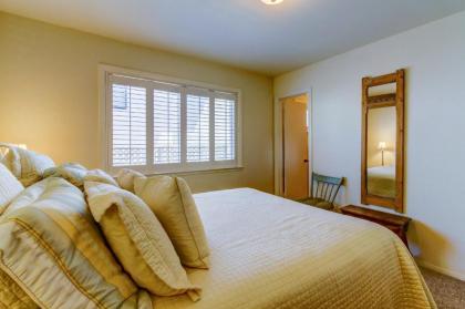 Oceanfront Delight - image 3